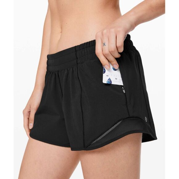 Lululemon Hotty Hot Short II *Long 4" Black Size 2 - Picture 5 of 6